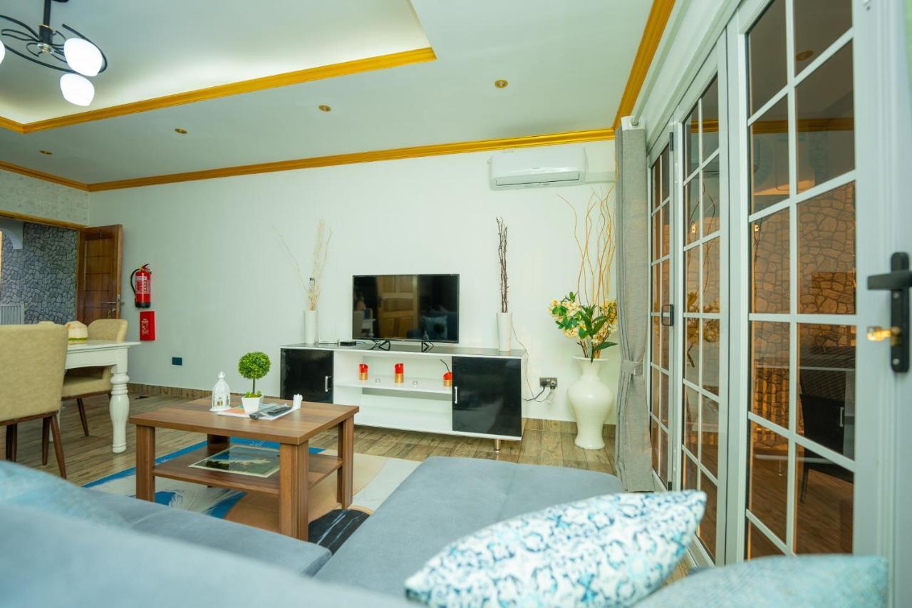 Misere Paradise Breeze Apartment מראה חיצוני תמונה
