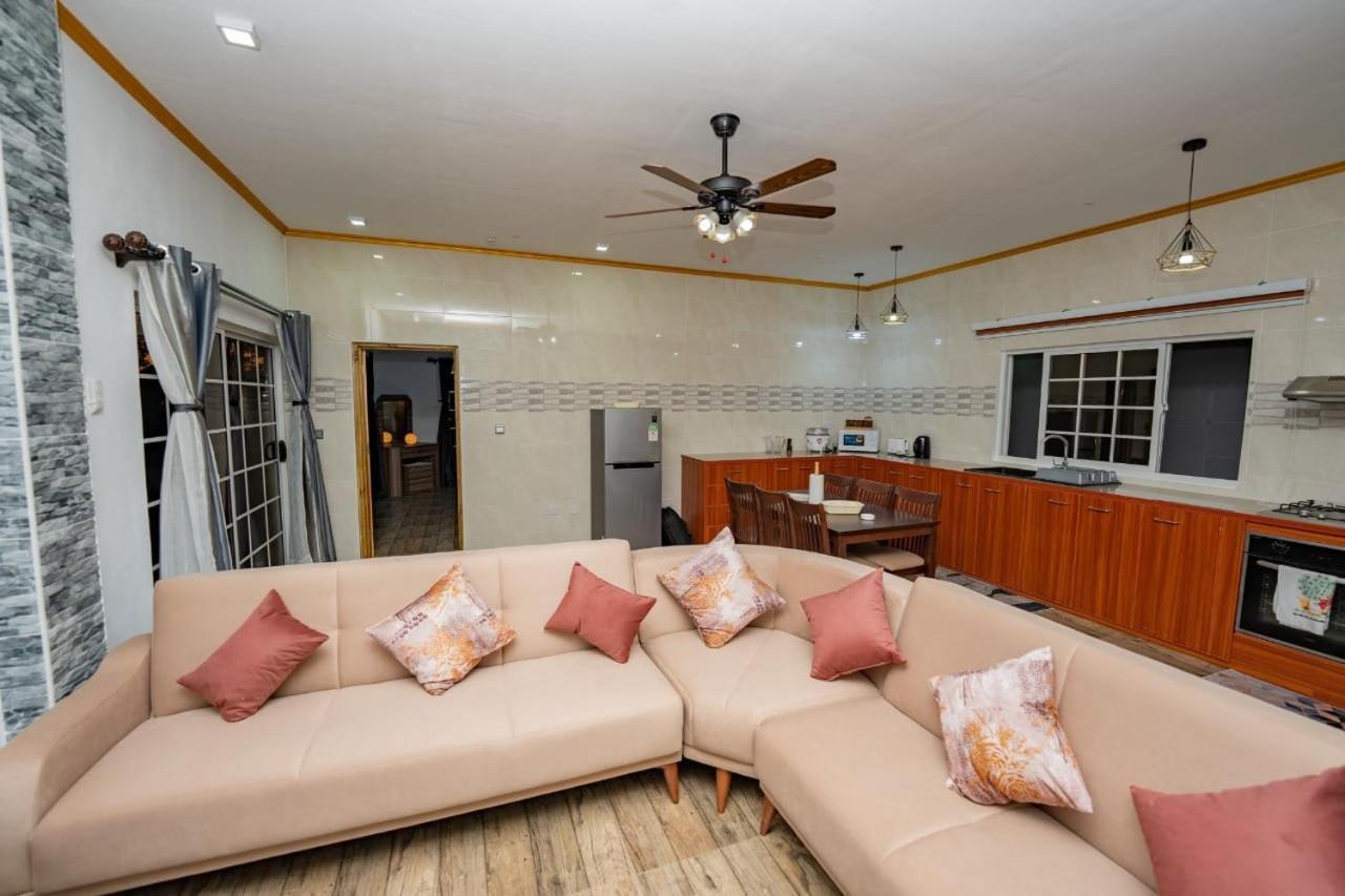Misere Paradise Breeze Apartment מראה חיצוני תמונה